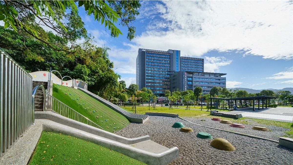 土城新矽谷 紅布朗花園